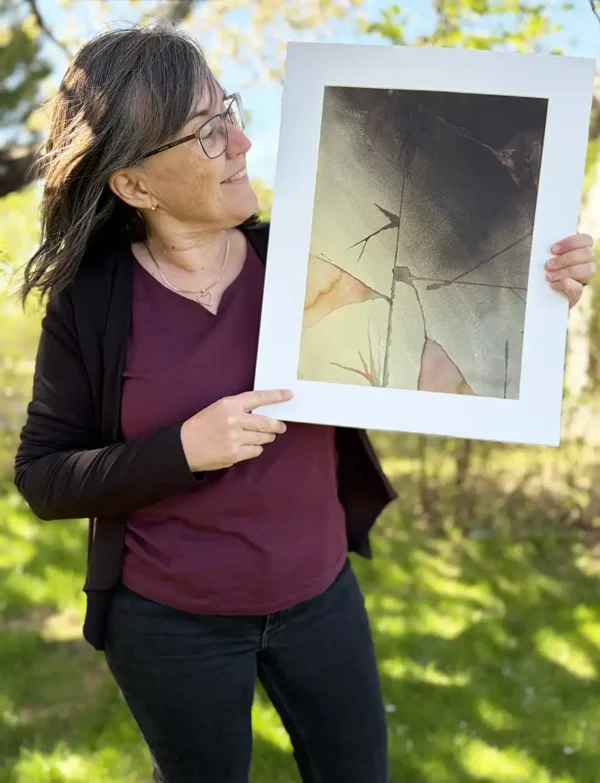 Foto av tavlan "Sällsamma skymningsglädje". En akvarell målad av norrköpingsbaserade konstnären Helene Engström.